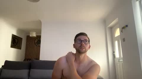 kkezzy online show from July 2026 03:36:02 PM