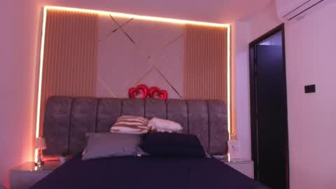 Kkira  online show from February 2026 12:05:02 PM