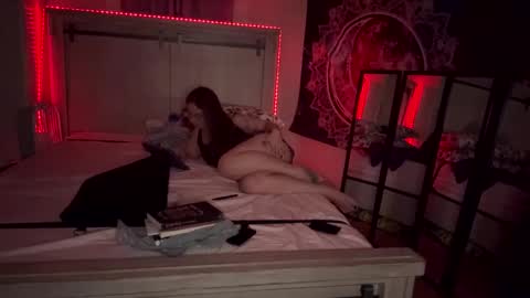 kkrazyy online show from April 2026 01:43:01 AM