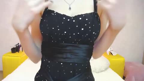 Klary online show from February 2025 03:29:01 PM