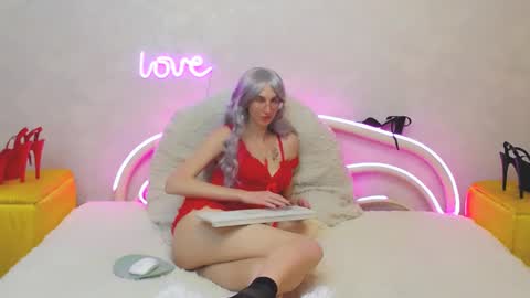 Klary online show from March 2025 01:07:01 PM