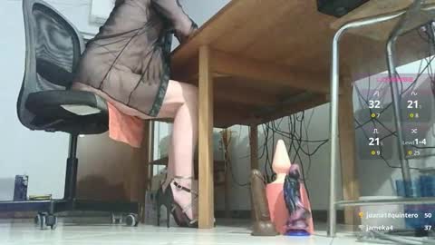 Klaudia online show from October 2025 05:41:01 AM