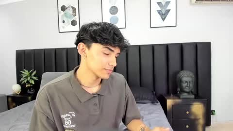 Snapshot of klaus_sunrise_xx chatting on January 2025 05:54:01 AM KLAUS online show from January 2025 05:54:01 AM