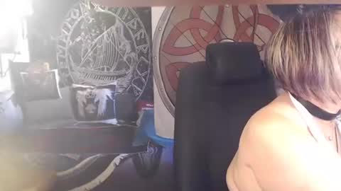 Snapshot of kleiner_teufel chatting on May 2026 04:01:01 PM Michelle online show from May 2026 04:01:01 PM