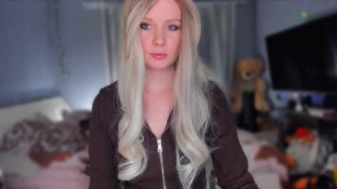 Snapshot of klementinagirl chatting on February 2026 08:38:02 PM Klementinafanslyklementina6661 online show from February 2026 08:38:02 PM