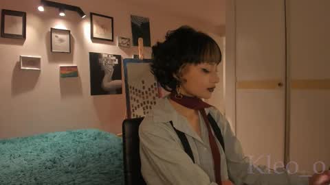 Kleo online show from January 2026 12:05:01 AM