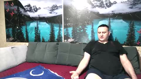 Kleosnow online show from March 2026 06:30:01 AM