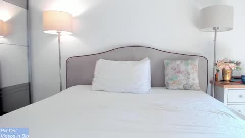 Snapshot of kleospassion chatting on February 2025 10:59:02 AM Kleospassion online show from February 2025 10:59:02 AM