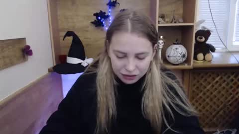 klerkarina online show from November 2025 05:52:01 AM