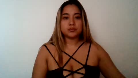 Snapshot of kloe__05 chatting on July 2026 06:43:02 PM Kloe online show from July 2026 06:43:02 PM