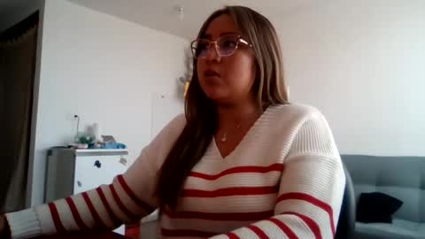 Snapshot of kloe__05 chatting on July 2026 01:46:02 PM Kloe online show from July 2026 01:46:02 PM