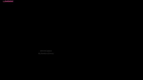 Snapshot of kloee_12 chatting on September 2025 12:05:01 PM K L O E online show from September 2025 12:05:01 PM