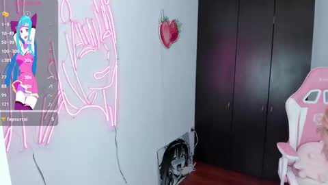 Snapshot of kloeking_ chatting on September 2025 12:22:02 AM kloe online show from September 2025 12:22:02 AM