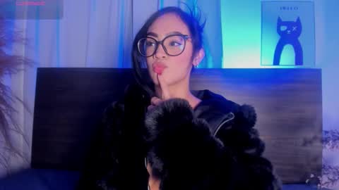 Snapshot of klohewilliams chatting on February 2026 01:00:01 PM klohe Williams online show from February 2026 01:00:01 PM