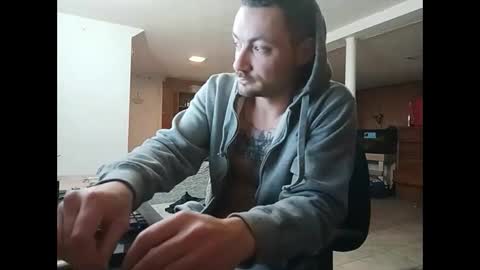 Snapshot of klou502 chatting on December 2024 08:13:01 AM LOUiViLAN online show from December 2024 08:13:01 AM