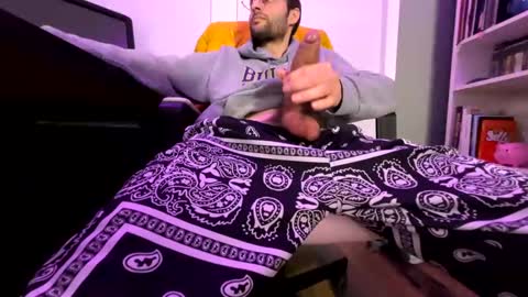 knautyknight online show from February 2025 12:48:01 AM