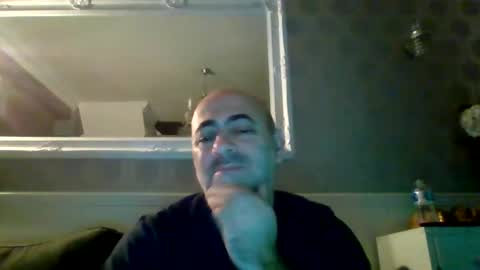 knickerwhipper online show from January 2026 10:13:02 PM