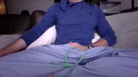 Knight3975 online show from November 2025 08:49:02 AM