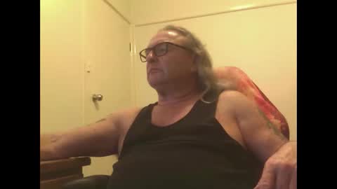 Snapshot of knobout chatting on April 2026 02:52:02 PM knobout online show from April 2026 02:52:02 PM