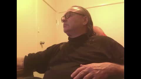 Snapshot of knobout chatting on May 2026 09:06:01 AM knobout online show from May 2026 09:06:01 AM