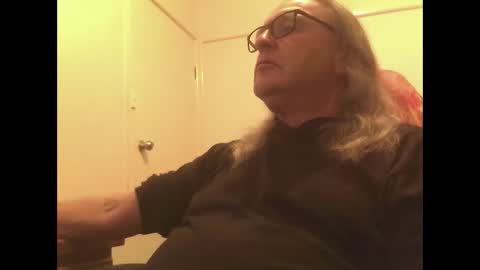 Snapshot of knobout chatting on May 2026 08:42:02 AM knobout online show from May 2026 08:42:02 AM