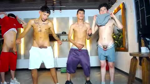 Snapshot of kobayaske chatting on December 2025 07:53:02 PM kobayaske online show from December 2025 07:53:02 PM