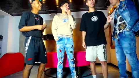 Snapshot of kobayaske chatting on January 2026 04:11:01 PM kobayaske online show from January 2026 04:11:01 PM