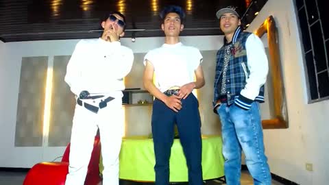 Snapshot of kobayaske chatting on January 2026 04:11:01 PM kobayaske online show from January 2026 04:11:01 PM