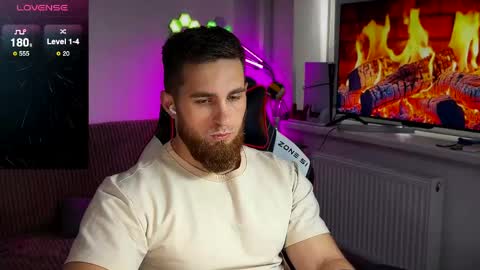 Sweet boy online show from May 2026 12:14:02 PM
