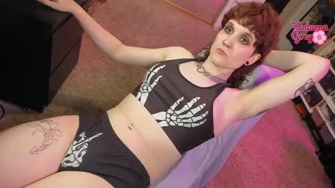 Kodama Grey online show from September 2025 11:42:01 PM