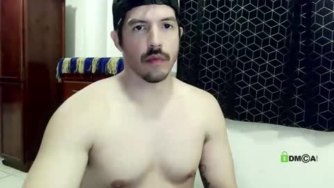 kolombianox online show from May 2026 05:48:01 AM