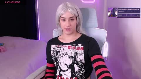 Snapshot of koneko_nya chatting on June 2026 09:20:02 PM Riley online show from June 2026 09:20:02 PM