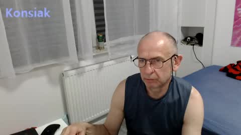 Komsiak online show from May 2026 08:36:02 PM