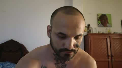 Diego y Edgar online show from May 2026 12:30:02 AM