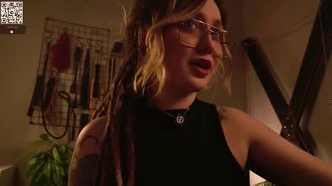 Kora       TG channel  online show from November 2025 01:25:02 PM