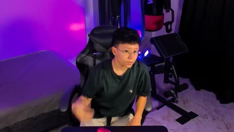 Snapshot of koramoon chatting on November 2025 03:36:01 PM Sara Altgirl online show from November 2025 03:36:01 PM