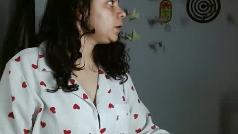 Snapshot of koranikky08 chatting on January 2026 01:51:01 AM Karoll online show from January 2026 01:51:01 AM