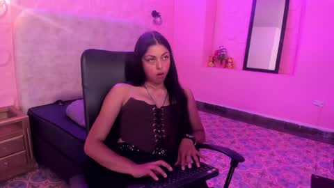 Snapshot of kore_kim chatting on March 2026 03:52:01 AM Kore online show from March 2026 03:52:01 AM