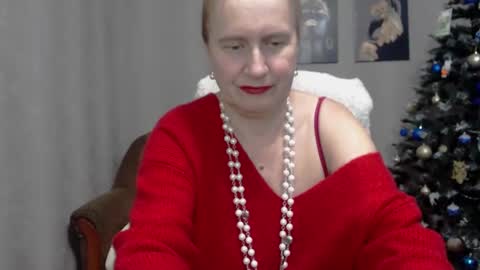 Snapshot of koroleva70 chatting on January 2025 09:29:02 PM VIKA online show from January 2025 09:29:02 PM