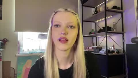 Ariela online show from July 2026 06:32:01 PM