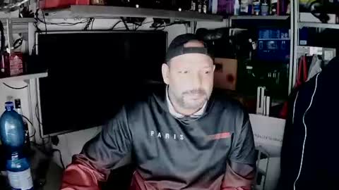 Snapshot of kostasgreek42 chatting on December 2024 05:44:01 PM Kosta online show from December 2024 05:44:01 PM