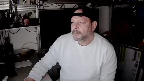 Snapshot of kostasgreek42 chatting on December 2024 05:44:02 PM Kosta online show from December 2024 05:44:02 PM