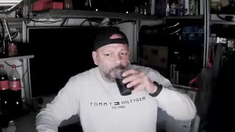 Snapshot of kostasgreek42 chatting on January 2025 06:24:02 PM Kosta online show from January 2025 06:24:02 PM