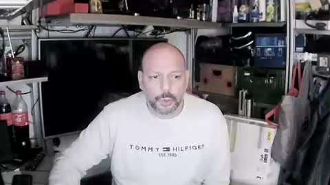 Snapshot of kostasgreek42 chatting on January 2025 01:15:01 PM Kosta online show from January 2025 01:15:01 PM