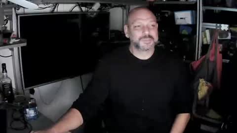 Snapshot of kostasgreek42 chatting on October 2025 06:41:01 PM Kosta online show from October 2025 06:41:01 PM