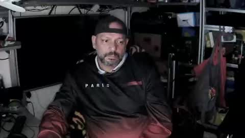 Snapshot of kostasgreek42 chatting on October 2025 11:38:01 AM Kosta online show from October 2025 11:38:01 AM