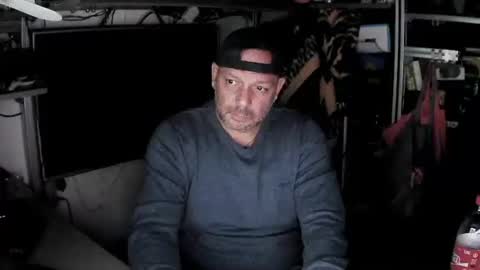 Snapshot of kostasgreek42 chatting on November 2025 03:36:02 PM Kosta online show from November 2025 03:36:02 PM