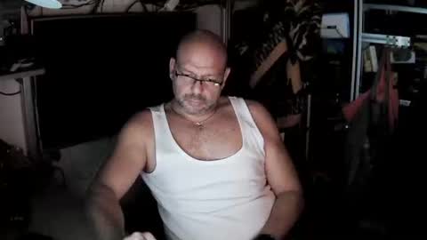 Snapshot of kostasgreek42 chatting on November 2025 05:25:02 PM Kosta online show from November 2025 05:25:02 PM