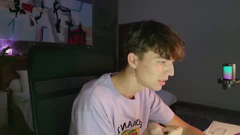 Snapshot of kotkasarvoo chatting on December 2025 02:54:02 AM Danny online show from December 2025 02:54:02 AM