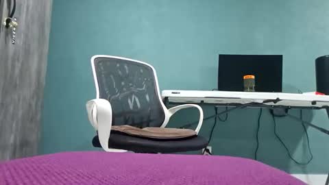 Koto Bombon online show from February 2026 04:02:01 PM